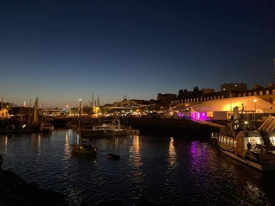 Gite vedette hollandaise Lorient Eksteriør bilde